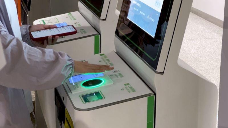 #ShannonBrandao, #ChinaBoss: You Can Now Pay With Your Palm In China -- From The metro To Your Coffee | CNN Business